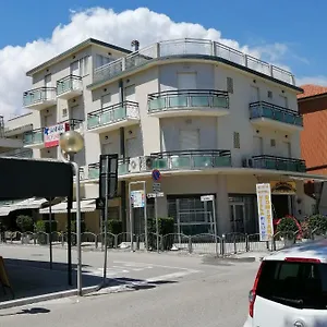 Domiziana Hotel